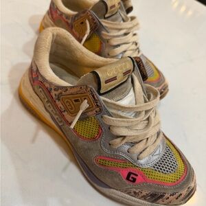 Gucci Beige and Pink Athletic Shoes 37